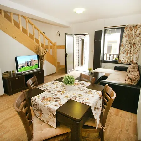 Bukor Shtepi Magnolia 4*