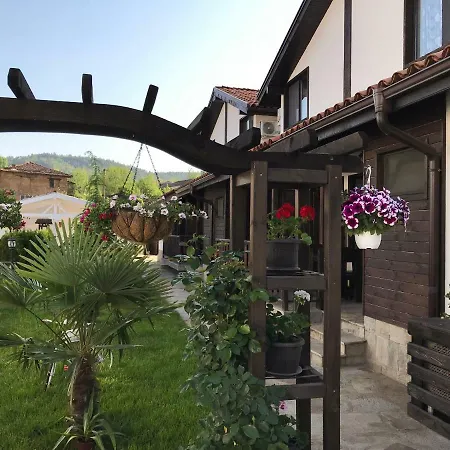 度假村 Bukor Shtepi Magnolia 4*