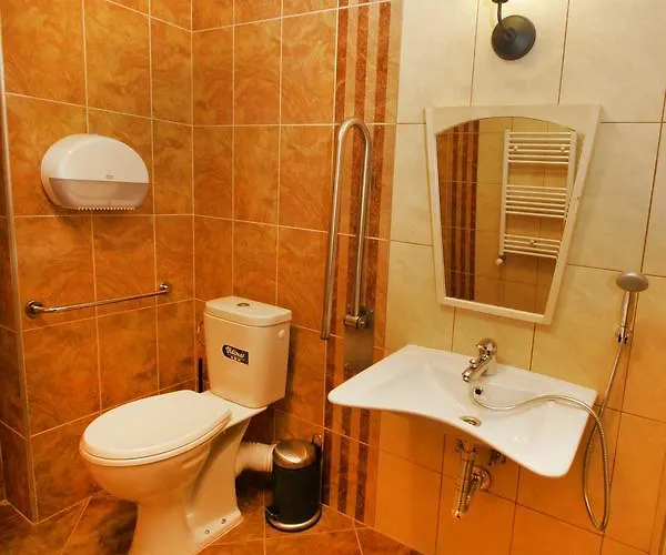 Bukor Shtepi Magnolia 4* Mandrica