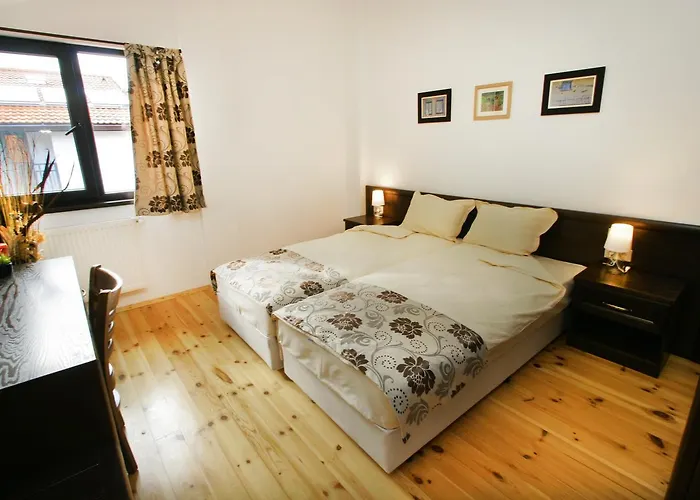 度假村 Bukor Shtepi Magnolia Mandrica