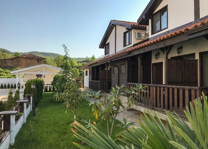 Bukor Shtepi Magnolia 度假村