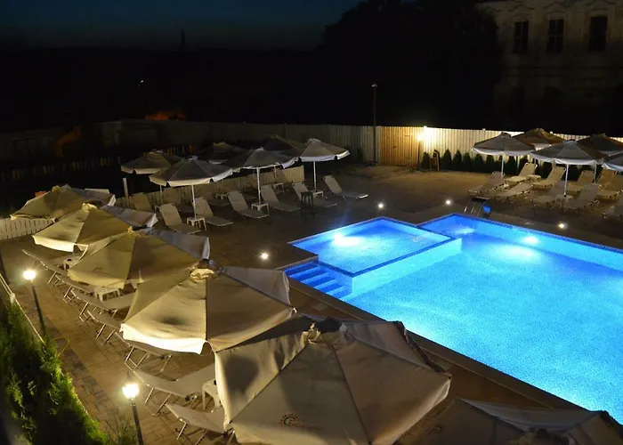 度假村 Bukor Shtepi Magnolia Mandrica