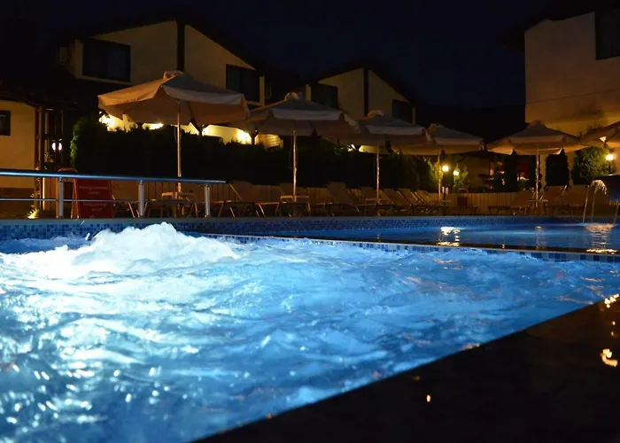 Bukor Shtepi Magnolia 度假村